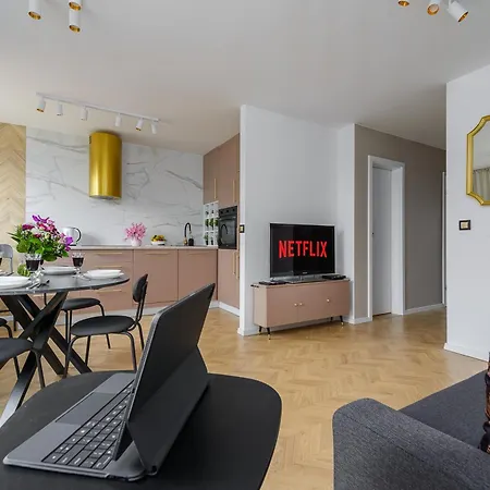 Lumina Spacious Apartment In Warsaw Exterior photo